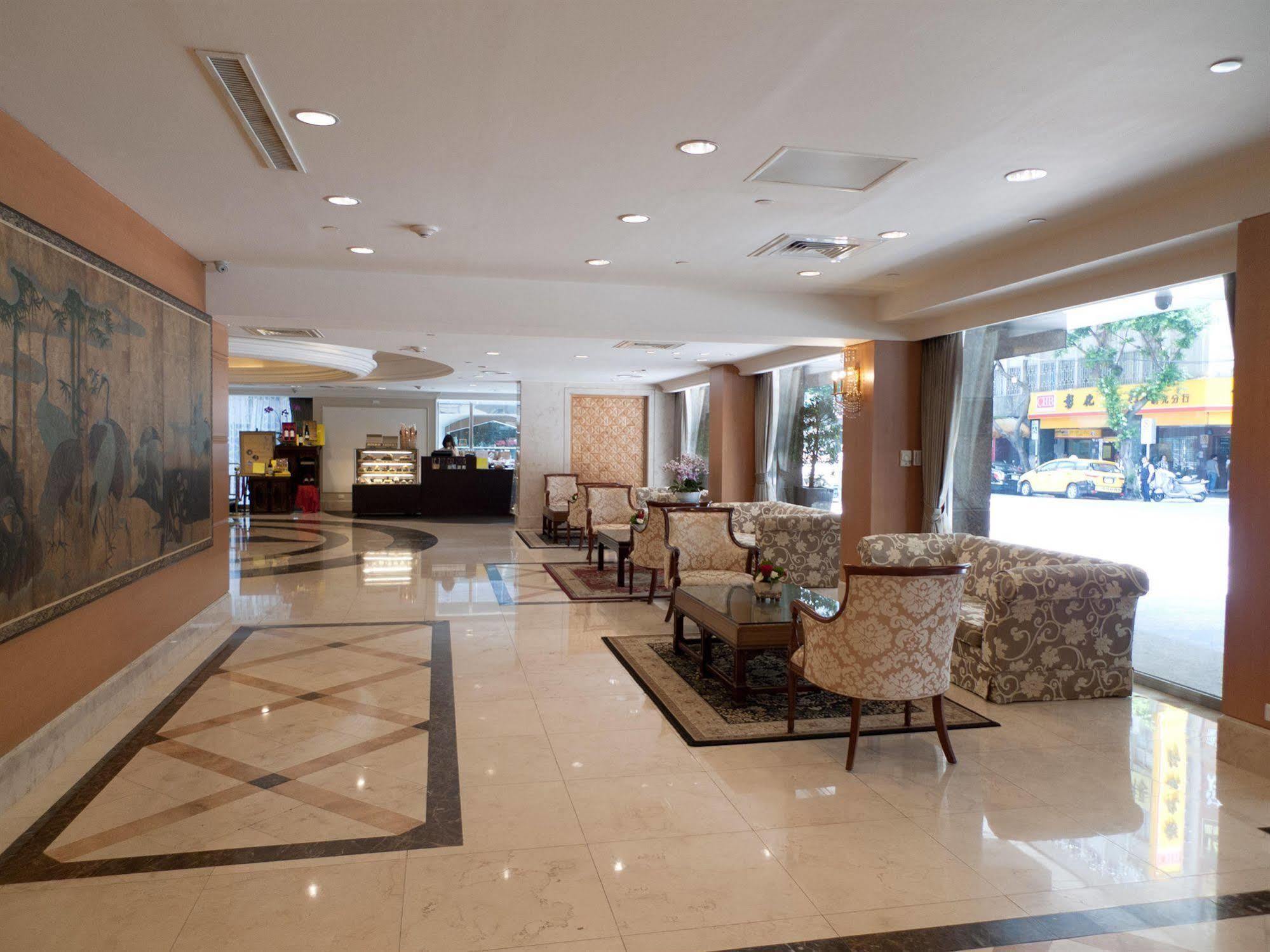 Khách sạn Imperial 5*